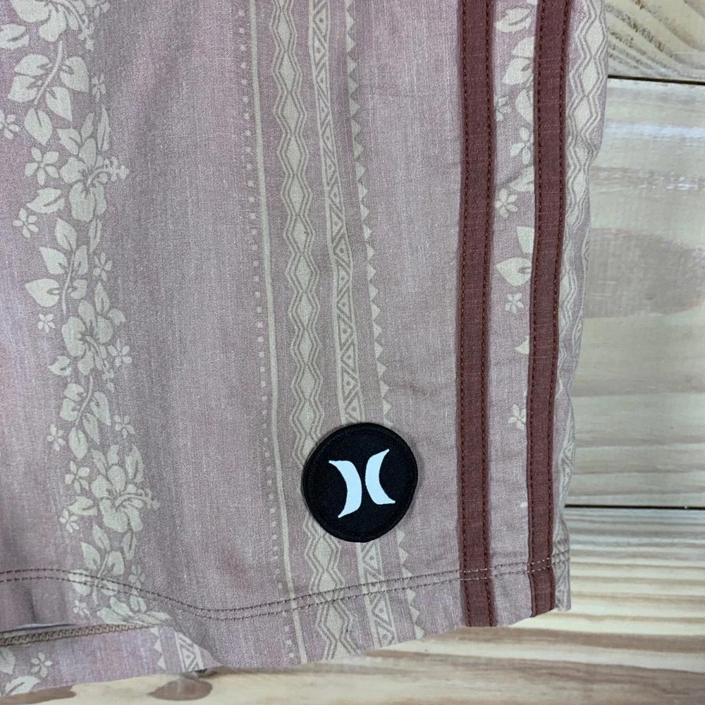 Hurley Board Shorts Mens 34 Phantom Floral Stripe Swim Trunks Surf Beachwear